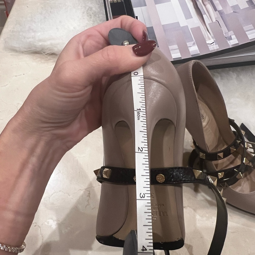 Valentino Women's Pink and Black Studded Heels - Picture 4 of 6